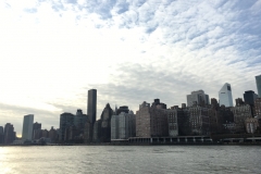 Blick auf Manhattan von Roosevelt Island